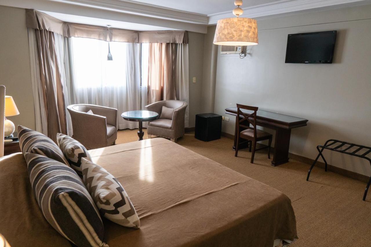 Hotel Embajador Сан-Мігель-де-Тукуман Екстер'єр фото