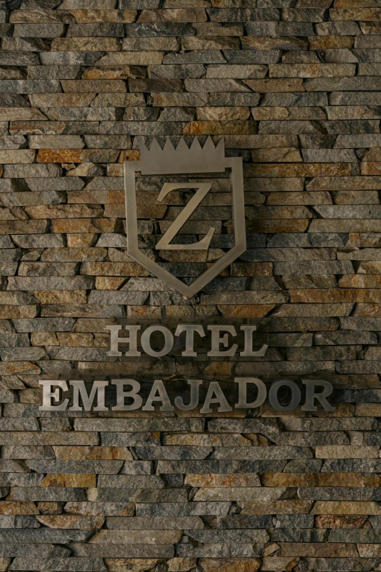 Hotel Embajador Сан-Мігель-де-Тукуман Екстер'єр фото